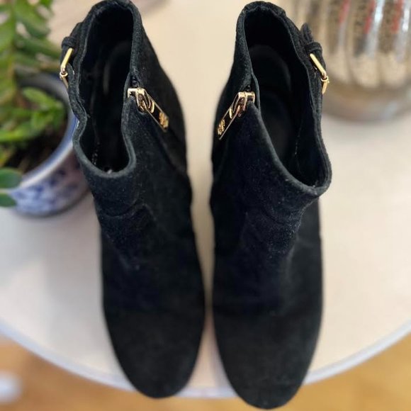 Tory Burch Milan Wedge Suede Leather Bootie in Black - Size 6 - Picture 2 of 6